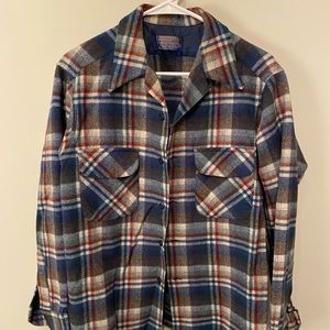 Pendleton Navy and Ref Plaid Flannel Button Down Long Sleeve Shirt.
